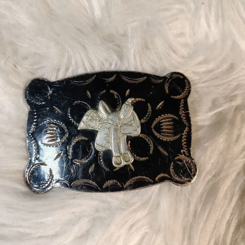 Country Western Cowboy Cowgirl Saddle Belt Buckle Etched Design VTG/YT1